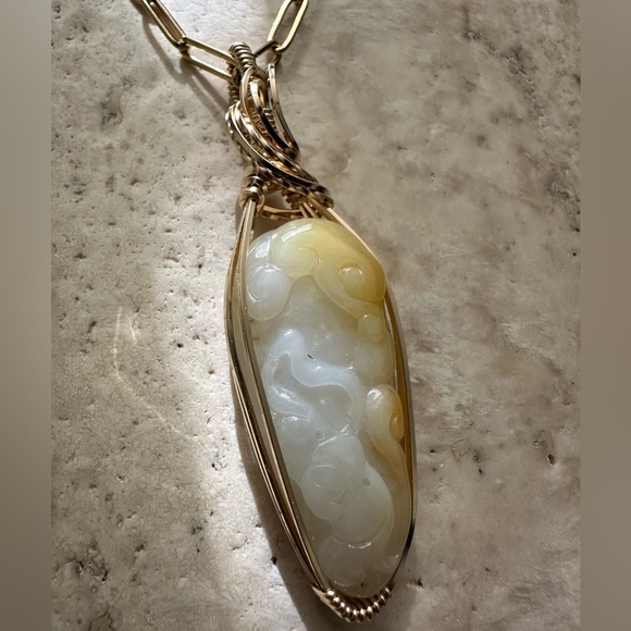14k Gold Filled Genuine Jade Carved Luck Stone Healing Necklace Pendant - Picture 4 of 9